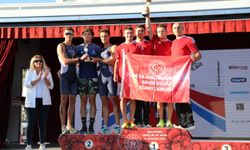 Ayvalık'ta nefes kesen triatlon finalleri