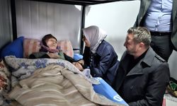Belgin Uygur Sındırgı'da konteynerlerde yaşayan vatandaşlarla görüştü