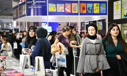 Balıkesir Kitap Fuarı’nı ilk iki günde 35 bin kişi ziyaret etti