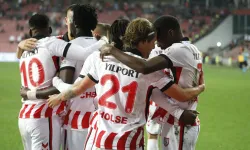 GOL! Samsunspor Dinamo Kiev Karşısında 2. Dakikada Musaba İle Öne Geçti!