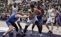 Anadolu Efes Fırtına Gibi! Merkezefendi’yi 90-72 Mağlup Etti