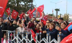 Cumhuriyetin 102. yılı kutlu olsun... Balıkesir'deki kutlamalardan kareler