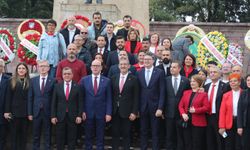 CHP'den alternatif tören: "Yaşasın Cumhuriyet"