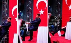 CHP İzmir İl Kongresi'nde Şok Anlar! Tek Aday Çağatay Güç Kürsüde Fenalaştı!