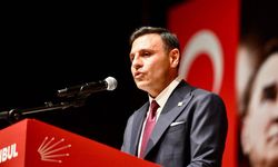 CHP İstanbul 39. Olağan İl Kongresi’nde Gerilim: Özgür Çelik’ten Gürsel Tekin’e Sert Tepki!