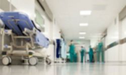 Yarın 23 Nisan'da Hastaneler ve Sağlık Ocakları Açık mı? Randevusu Olanlar Dikkat: 2026 Resmi Tatil Mesaisi Belli Oldu!