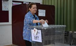 KKTC’de Halk Sandık Başında! Cumhurbaşkanlığı Seçiminde İlk Tur Heyecanı