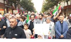 Balıkesir'de Filistin yürüyüşü... "Kalbimizin yarısı Gazze'de kaldı"