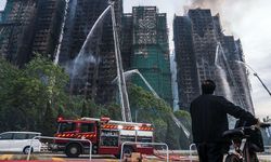 Hong Kong’daki Yangında Ölü Sayısı 55’e Yükseldi: Soruşturma Genişliyor