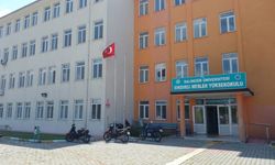 Balıkesir Üniversitesi’nden Deprem Kararı: Sındırgı MYO’da Dersler Uzaktan Eğitimle Yapılacak! YÖK Onay Verdi mi?