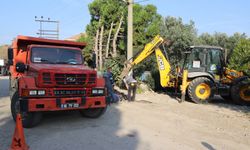 Gönen Belediyesi İlçe Genelinde Bakım ve Temizlik Çalışmalarına Aralıksız Devam Ediyor