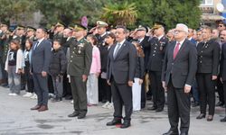 Burhaniye’de 10 Kasım’da Hayat 2 Dakika Durdu: Atatürk Saygıyla Anıldı