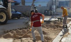 Edremit’te Yolların Tamirat Çalışmaları Sürüyor