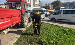 Gönen’de Belediye Ekiplerinden Yoğun Çalışma Mesaisi