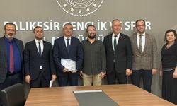 Gençlik ve Spor İl Müdürlüğünde Sigarayı Bırakan Personele Başarı Belgeleri Verildi