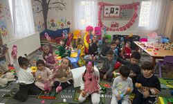 Marmara Adaları’nda Öğrencilere Doğum Günü Etkinliği Düzenlendi