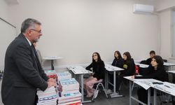 Kepsut’ta Gençlere Ücretsiz Eğitim Desteği: Şehit Eren Bülbül Gençlik Merkezi İlgi Görüyor