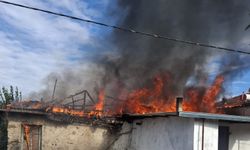 Aydın’da Korkutan Yangın! 3 Ev Küle Döndü!