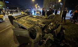 İstanbul'da Feci Kaza! Araba Takla Attı! Zincirleme Kazada 5 Kişi Yaralandı!
