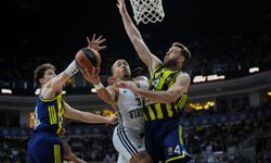 Fenerbahçe Beko, Euroleague'de Virtus Bologna’yı Devirdi! Nefes Kesen Maç 66-64 Sonuçlandı
