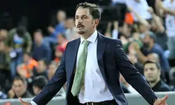 Bursaspor’un Yeni Başantrenörü Belli Oldu: Ahmet Çakı Göreve Başladı