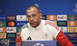 Ajax Teknik Direktörü John Heitinga Galatasaray Maçı Sonrası Görevden Alındı