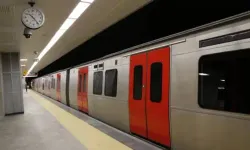 ANKARAY’da Arıza! Ankara’da İş Çıkışı Saatinde Toplu Taşıma Aksadı!