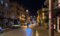 Bağlar Sokağı’nda Silahlı Saldırı! Motosikletli Şüpheliler Ateş Açtı: 1 Yaralı