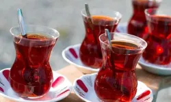 Çay Tabakları Neden Böyle Hiç Merak Ettiniz mi? Çay Tabağındaki Desenler Tesadüf Değil! İşte Yıllardır Saklanan Anlamlar