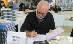 Elinde karıncaların sözlüğüyle yürüyen adam: Hasan Aycın