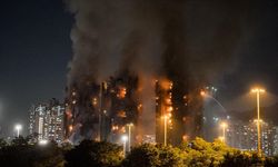 Hong Kong'ta Feci Yangın! 13 Kişi Hayatını Kaybetti! 15 Kişi Ağır Yaralı!