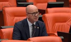 "Bir ilçe yok oluyor, iktidar neyi bekliyor?