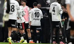 Derbideki Tartışmalı Pozisyonları Trio Ekibi Değerlendirdi! Penaltı Var mı? Kırmızı Kart Kararı Doğru mu?