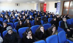 Edremit Belediyesi’nden Dünya İkincisi Öğrencilere Teknoloji Desteği