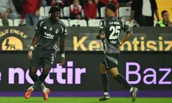 Beşiktaş Antalyaspor’u 3-1 Mağlup Etti: Kara Kartal Uçuşta!