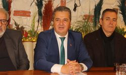 Hasan Yıldız hem adaylığını açıkladı, hem de belediyelere seslendi: Esnafla rekabet etmeyin!