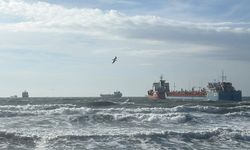 İstanbul Küçükçekmece Açıklarında İki Tanker Birbirine Temas Etti