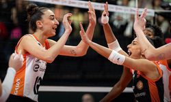 Eczacıbaşı Dynavit Galatasaray'a Set Vermedi! 3-0'lık Net Galibiyet!