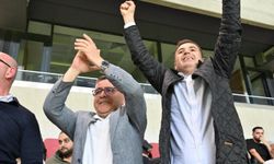 Hakan Şehirli bir aylık maaşını Balıkesirspor'a bağışladı