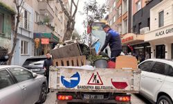 Bandırma’da Yoğun Denetim: Zabıta İşgaliyeleri Kaldırıyor, Yollar Rahatlıyor