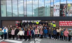 Bigadiç Trafik Sokağı’nda Çocuklara Yönelik Trafik Eğitimi Verildi