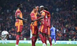 Galatasaray İlk Yarıda Fırtına Gibi Esti! Samsunspor Karşısında Devreye 2-0 Önde Girdi