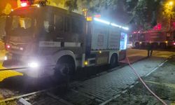 Balıkesir'de Korkutan Yangın! Bir İş Yeri Alevlere Teslim Oldu!