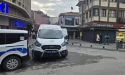 Balıkesir'de kuyumcuya kurşun yağmuru!