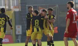 İstanbulspor’dan Sarıyer’e Tarihi Fark! 6-0’lık Zaferle Gruplara Yükseldi