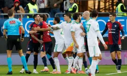 Serie A’da Gergin Gece: Zeki Çelik Kırmızı Kart Gördü, Roma Cagliari’ye 1-0 Mağlup Oldu