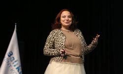 Özlem Özdemir Balıkesir’de Konuştu: “Kadının Kurtuluş Devrimi Cumhuriyet’tir”