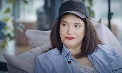 Feyza Civelek O Ses Türkiye Yılbaşı Özel’de Gündem Oldu: “Kızılcıklar Oldu Mu?” Performansı Sosyal Medyayı Salladı!