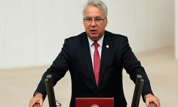 Eski AK Parti Milletvekili Hüseyin Kocabıyık'a Cumhurbaşkanına Hakaret Suçundan 2 Yıl 5 Ay Hapis Cezası!