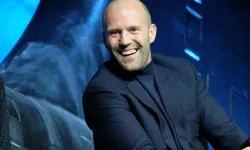Jason Statham’ın “The Beekeeper 2” Filminden İlk Görüntüler Geldi: Adam Copeland İlk Kez Kamera Karşısında!